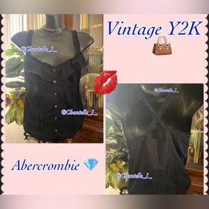 Beautiful and unique Abercrombie top Y2K ❣️